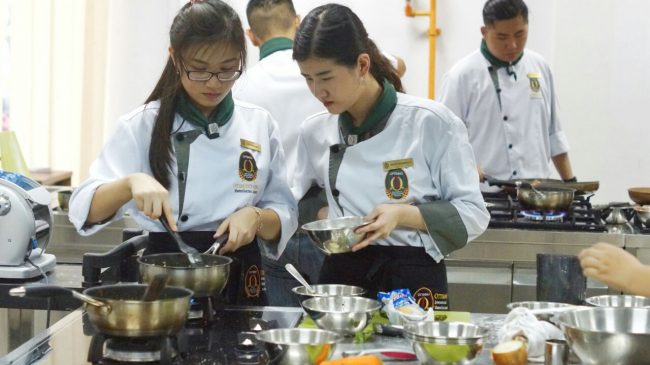 Student Cooking class