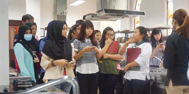 Cooking Competition for Senior High School Cooking Competition