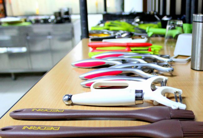 Cleanliness in Kitchen Kitchen utensils