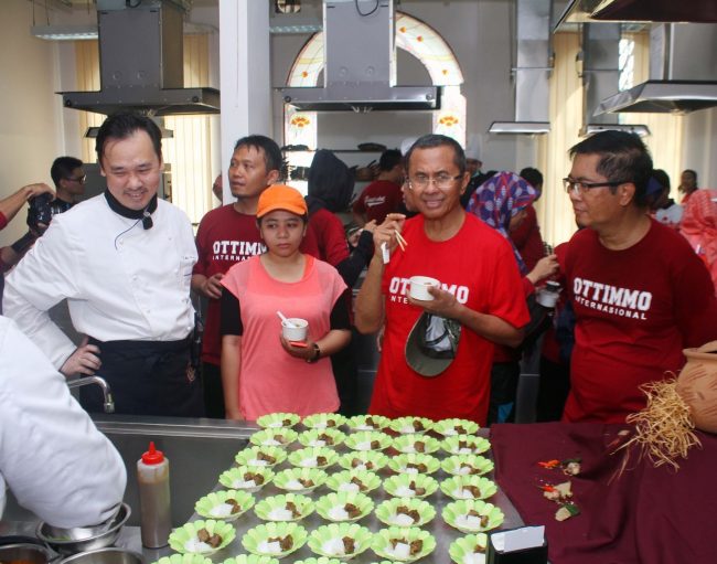 One Special Morning with Mr. Dahlan Iskan Mr. Dahlan Iskan